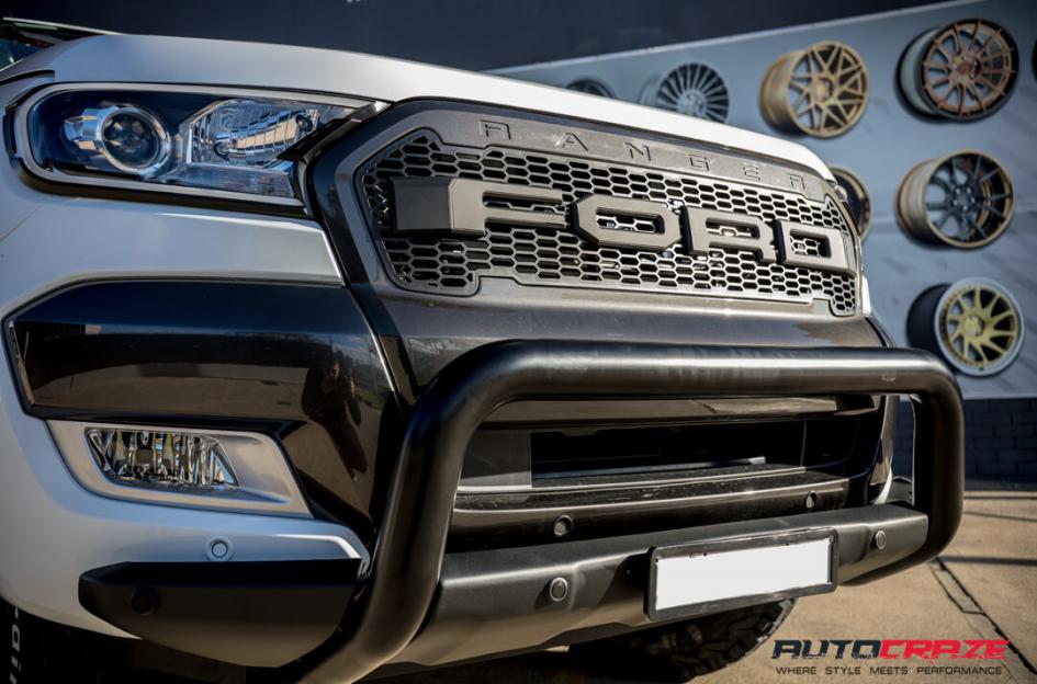 FORD-RANGER-VAPOR-MATTE-BLACK